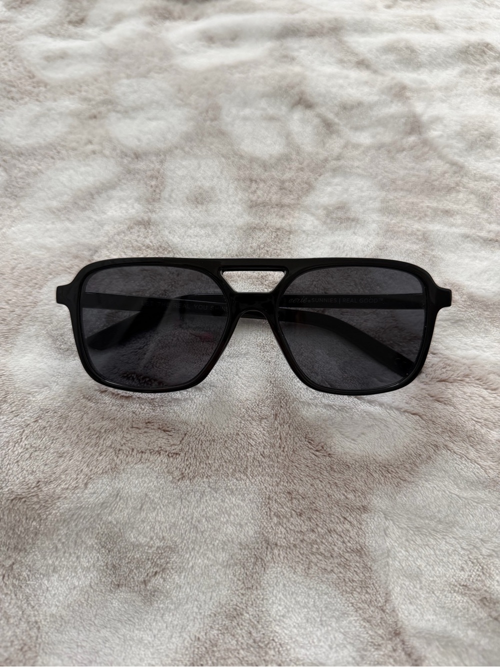 aerie Black Aviator-Style Sunglasses